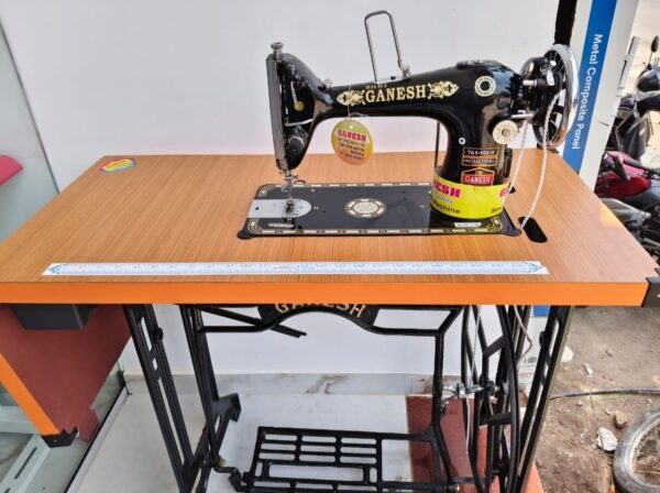 Ganesh Industrial Janta Model Sewing Machine